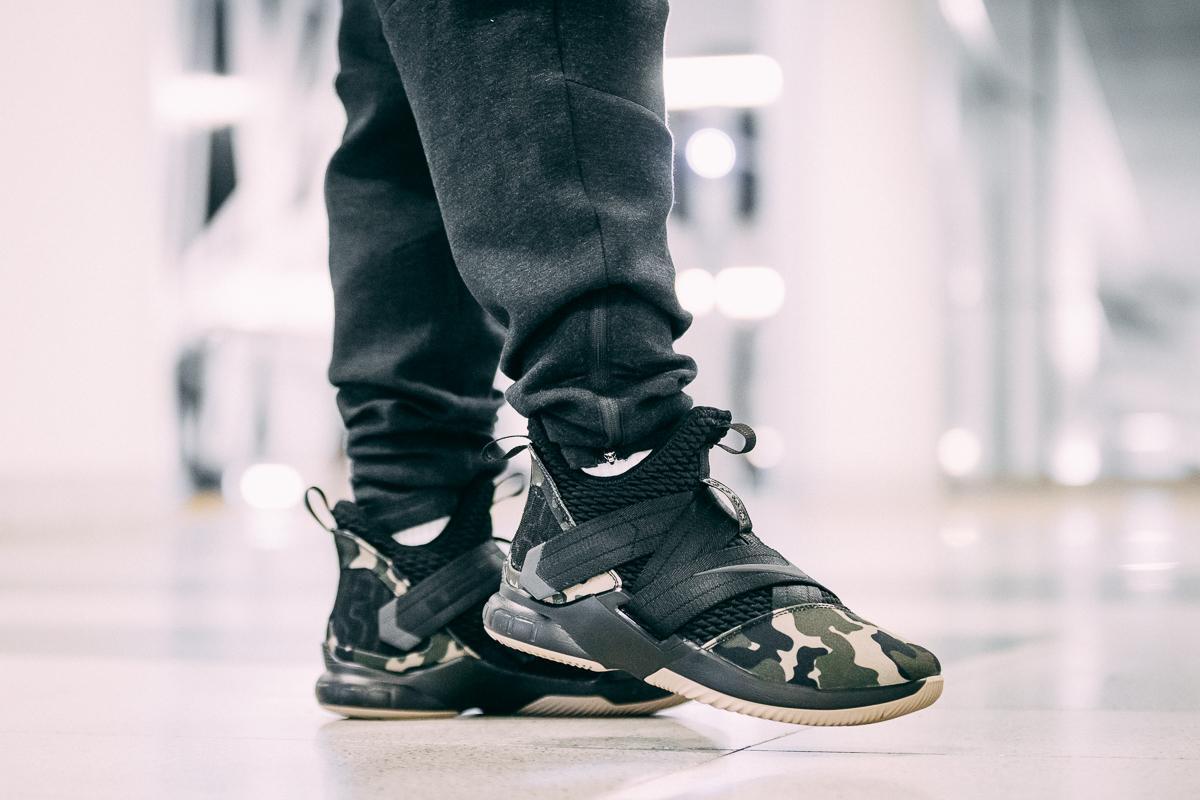 Nike Lebron Soldier XII Sfg Black